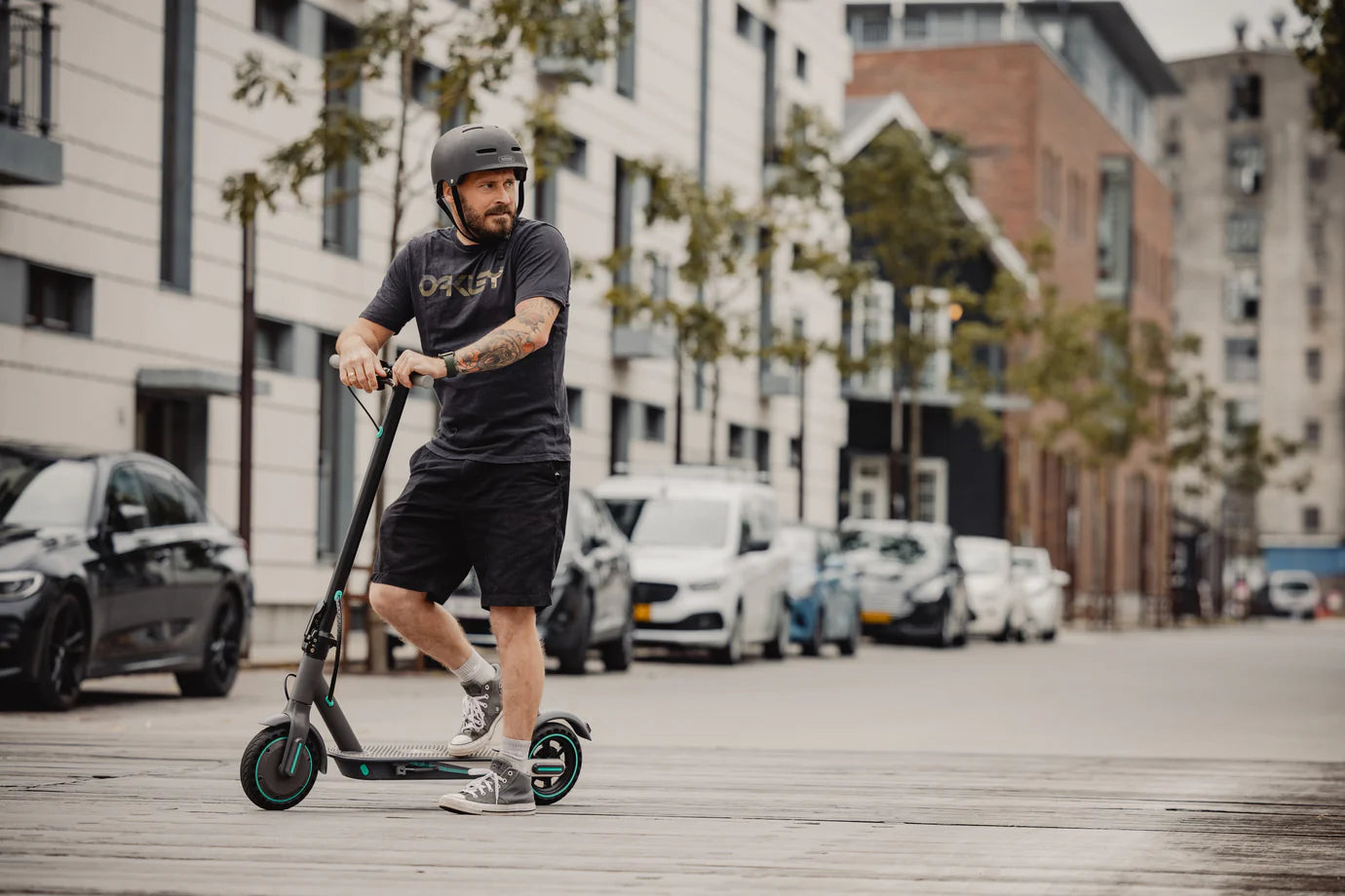 V8 Pro Elsparkcykel (30 km/h)