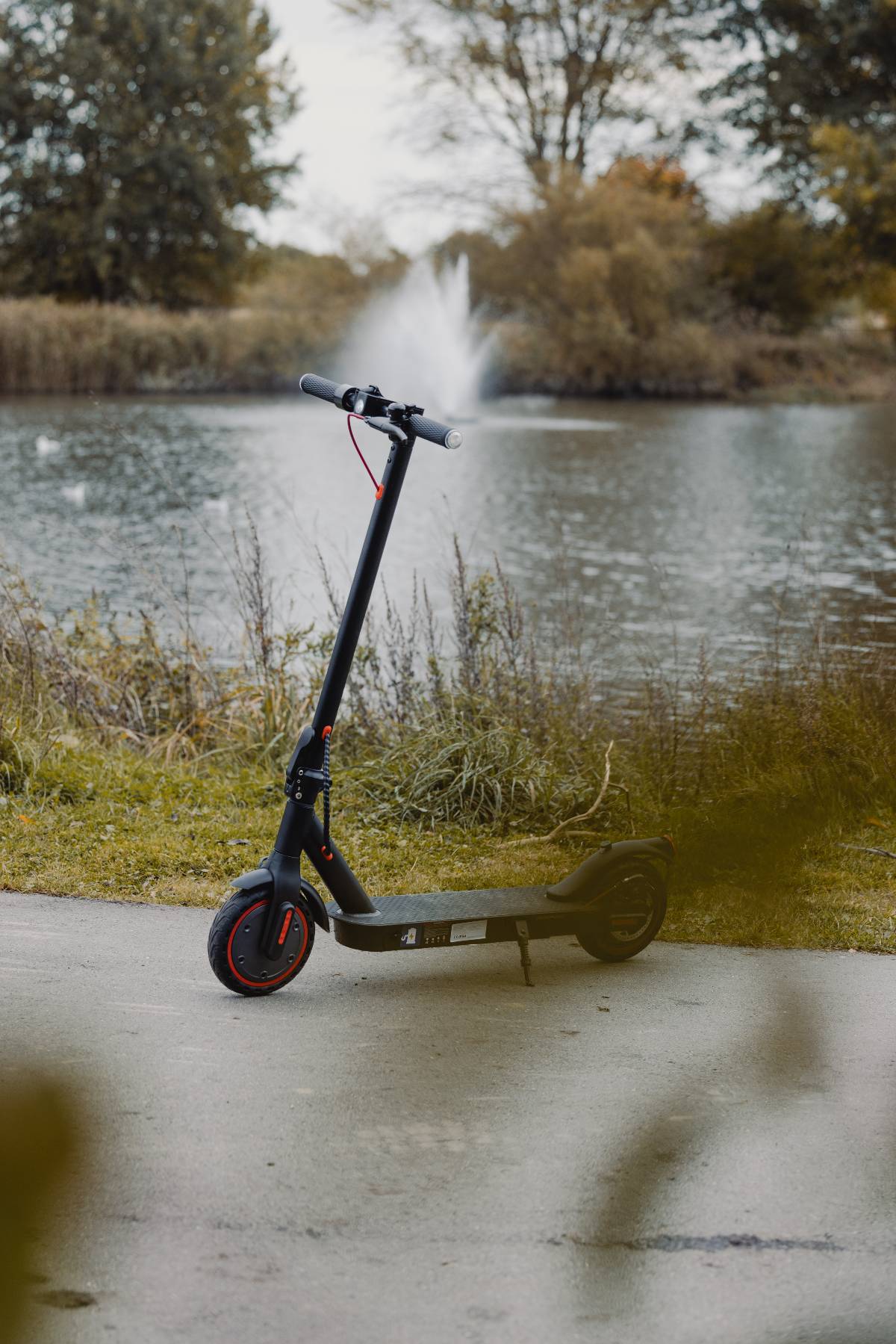 E9 Pro Elsparkcykel (25 km/h)