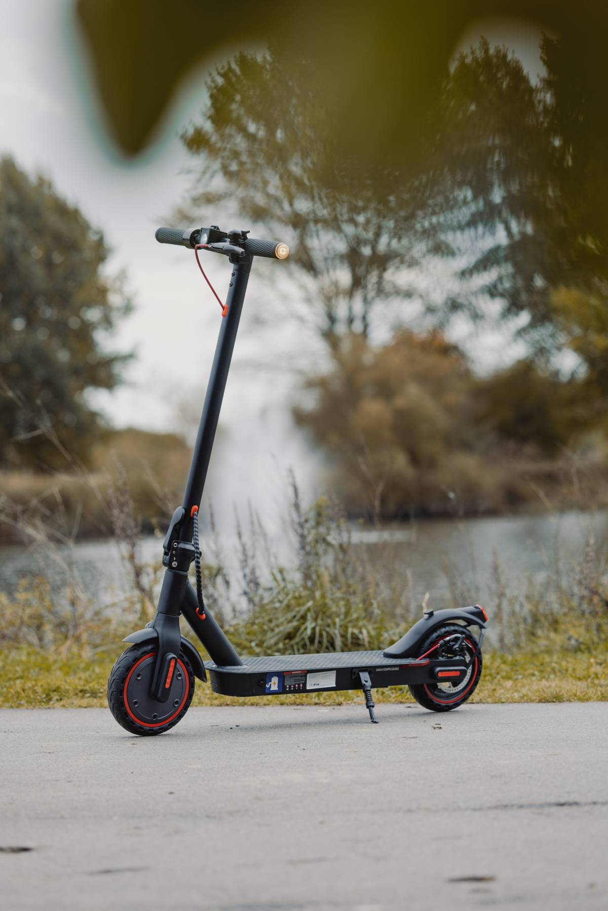 E9 Pro Elsparkcykel (25 km/h)