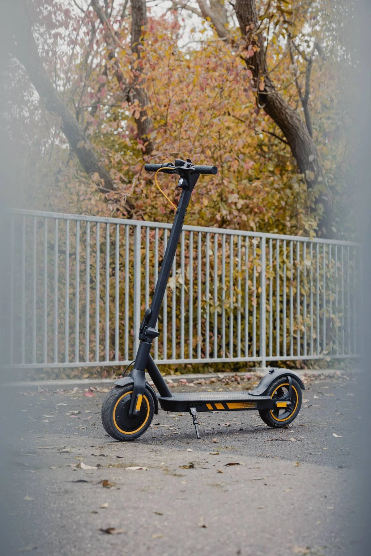 V10 Elsparkcykel (30 km/h)